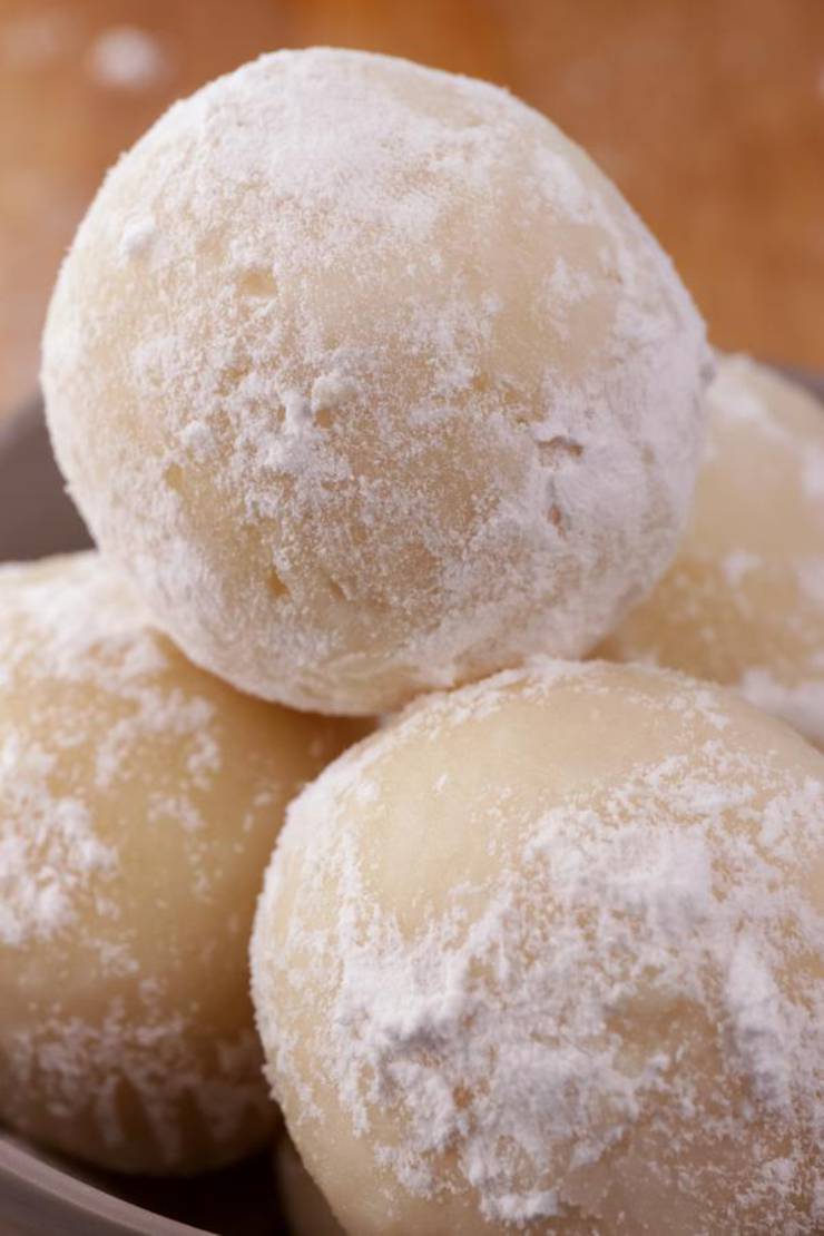 5 Ingredient Keto Donut Hole Fat Bombs – BEST Powdered Sugar Donut Holes Fat Bombs – NO Bake – Easy NO Sugar Low Carb Recipe