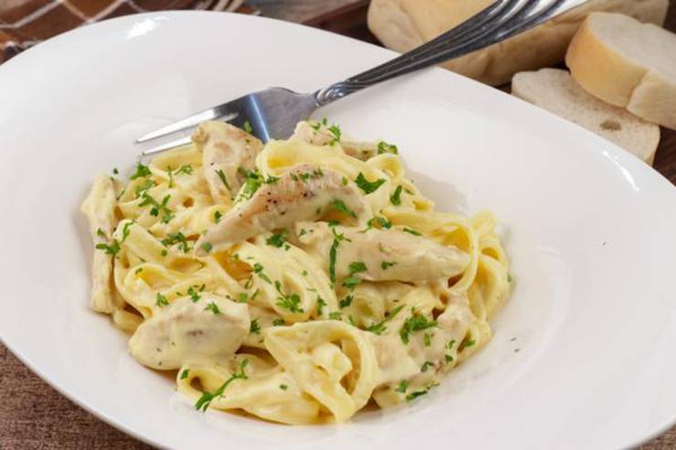 5 Ingredient Fettuccine Alfredo – EASY Pasta Alfredo – BEST Stove Top One Pan Dinners - Chicken Alfredo Recipe – Creamy Homemade Dinner – Lunch – Side Dishes