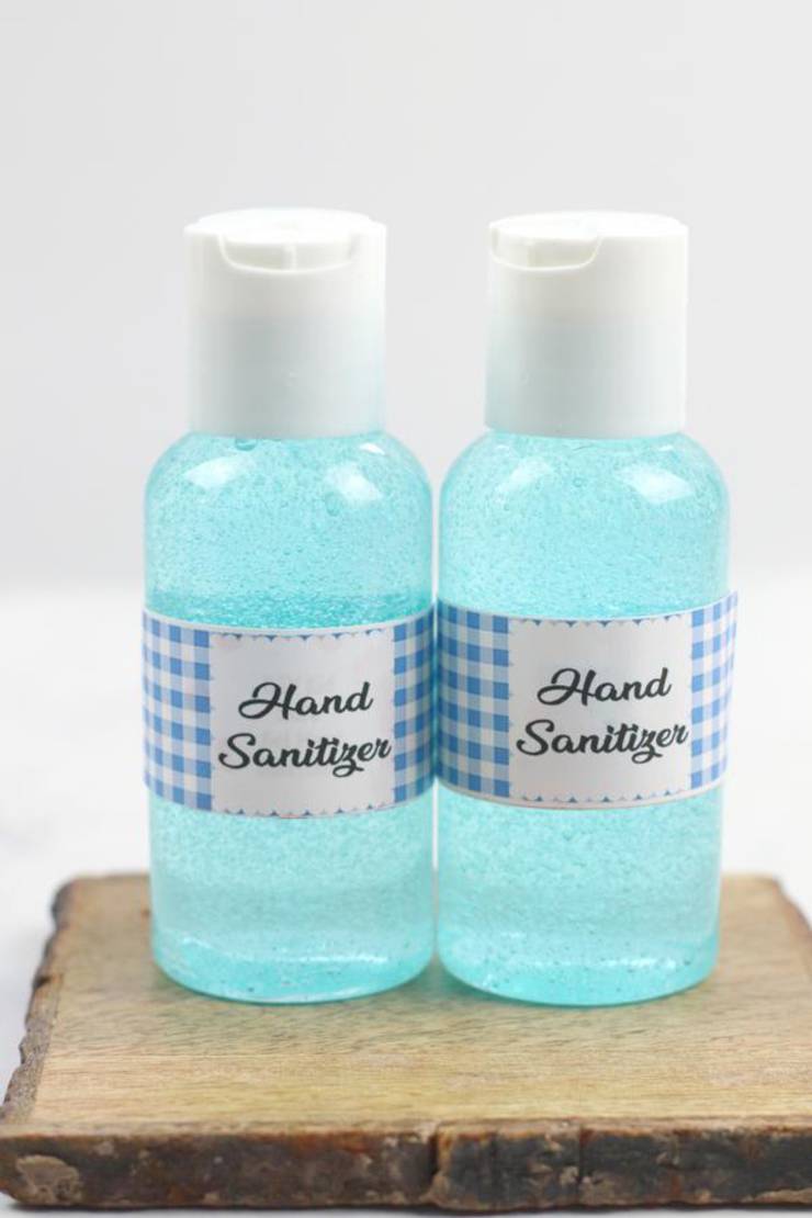 BEST DIY Hand Sanitizer – Homemade Gel DIY Hand Sanitizer Recipe – Great for Kids and Adults – Essential Oil Hand Sanitizer
