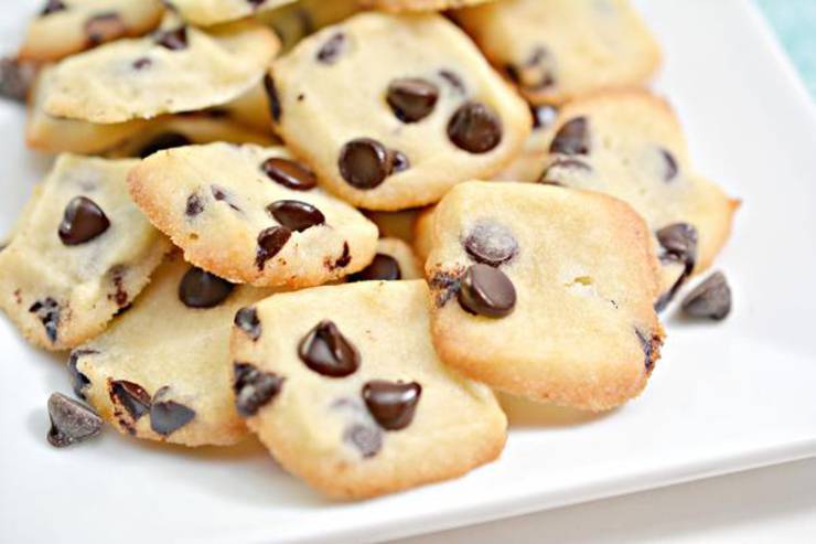 5 Ingredient Keto Cookies – BEST Low Carb Keto Chocolate Chip Shortbread Cookie Bites – Easy – Snacks – Desserts – Keto Friendly & Beginner