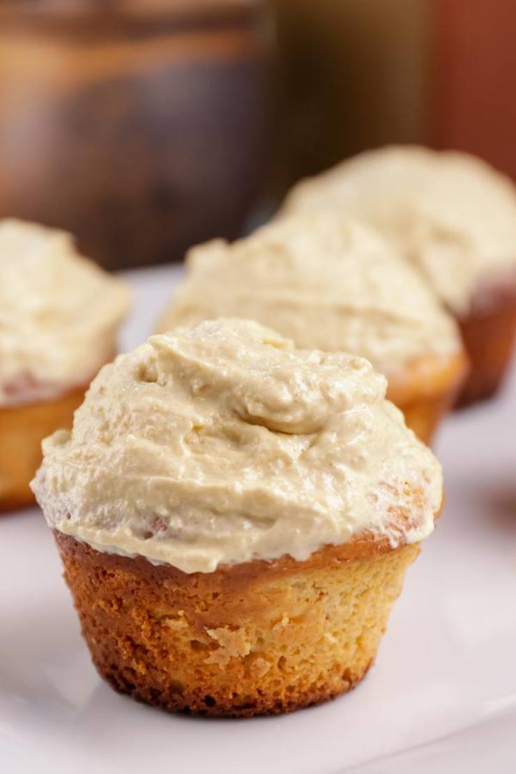 BEST Keto Cinnamon Roll Muffins! Low Carb Fathead Dough Cinnamon Roll Idea – Quick & Easy Ketogenic Diet Recipe – Beginner Keto Friendly – Snacks – Desserts – Breakfast