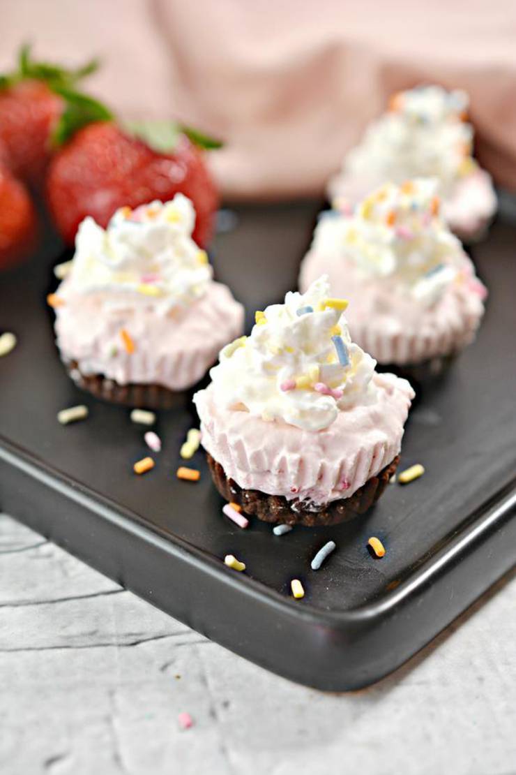 BEST Keto Fat Bombs! Low Carb Keto Neapolitan Cheesecake Fat Bombs Idea β No Bake β Sugar Free β Quick & Easy Ketogenic Diet Recipe β Completely Keto Friendly