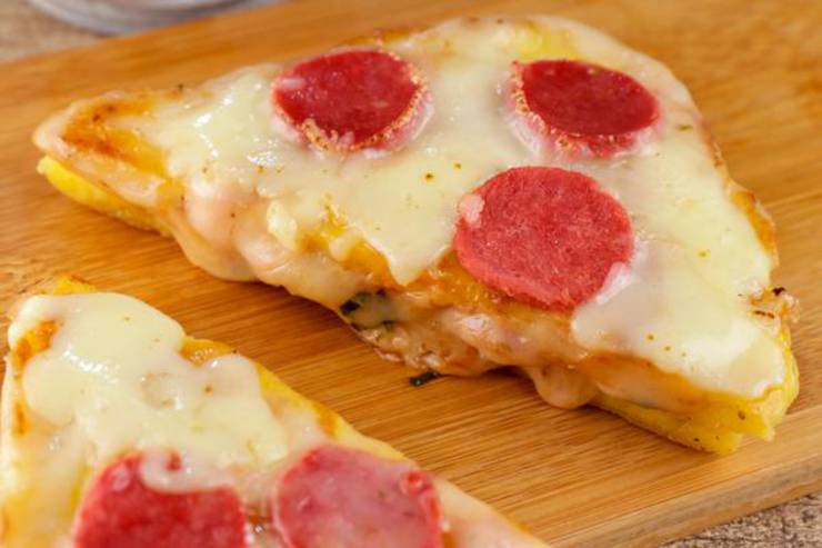 Keto Pizza! Low Carb Microwave 90 Second Bread Idea – Pepperoni Pizza Grilled Cheese – BEST Quick & Easy Ketogenic Diet Recipe – Completely Keto Friendly – Sugar Free – Gluten Free