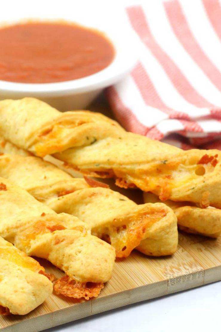 Weight Watchers Pizza – BEST WW Pepperoni Pizza Twists Recipe – Dinner – Lunch – Snacks – Appetizers – Snack with Smart Points