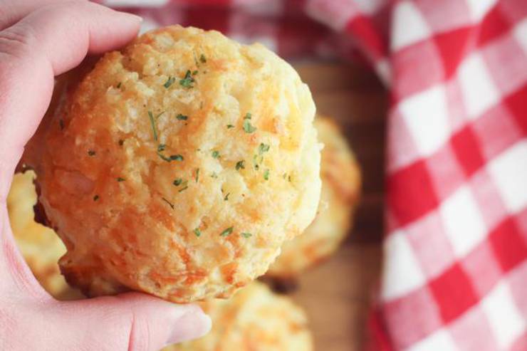Copycat Red Lobster Biscuits – Easy Homemade No Yeast Biscuits – Dinner Rolls - BEST Bread Recipes – Eggless DIY Baking - Copycat Restaurant Recipes