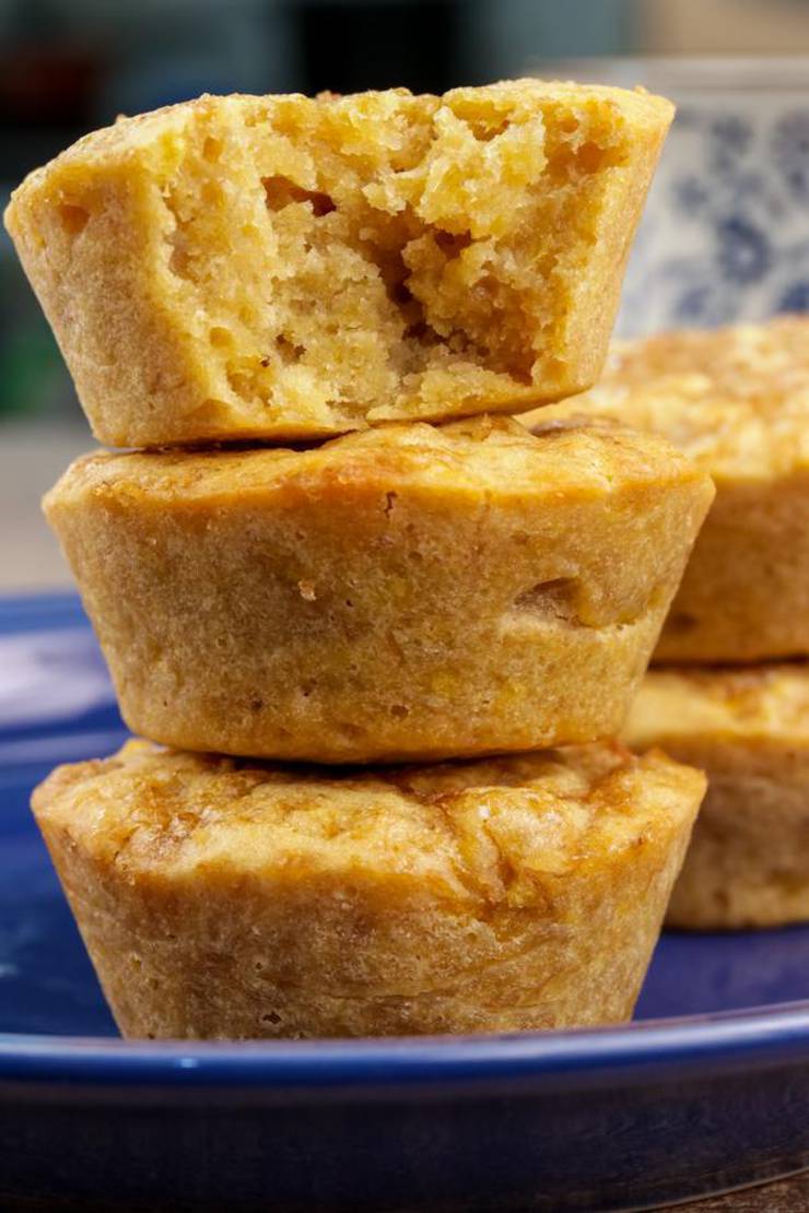 EASY Banana Bread – Quick and Simple Banana Bread Muffin Recipe – BEST Moist Muffin Bread – Breakfast – Desserts – Snacks