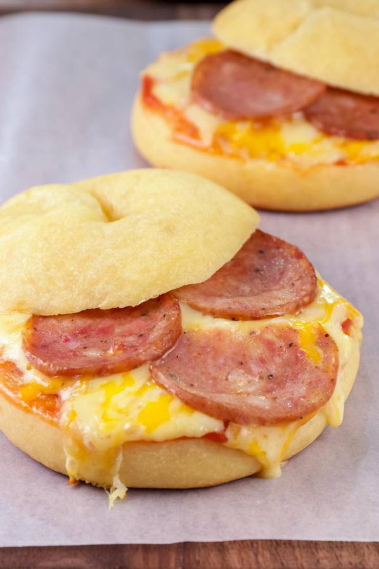 keto-bagel-pizza-1.jpg