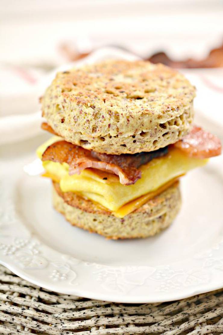 Keto Breakfast Sandwich! BEST Low Carb Keto 90 Second English Muffin Breakfast Sandwich Idea – Quick & Easy Ketogenic Diet Recipe – Beginner Keto Friendly – Breakfast - Lunch - Dinner