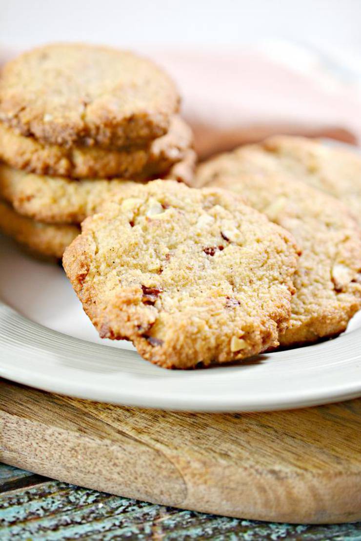Keto Cookies – BEST Low Carb Keto "Oatmeal" Cookie – Easy – Snacks – Desserts – Keto Friendly & Beginner