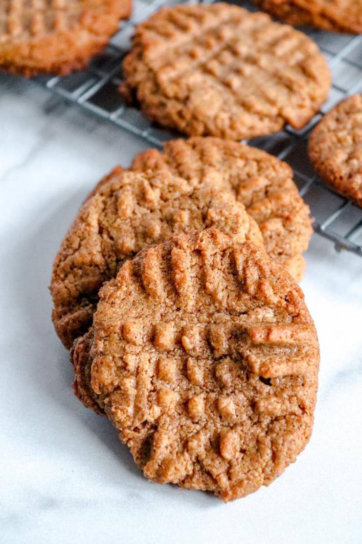 3 Ingredient Keto Almond Butter Cookies – BEST Almond Butter Cookie Recipe – {Easy} NO Sugar Low Carb Recipe – Desserts – Snacks