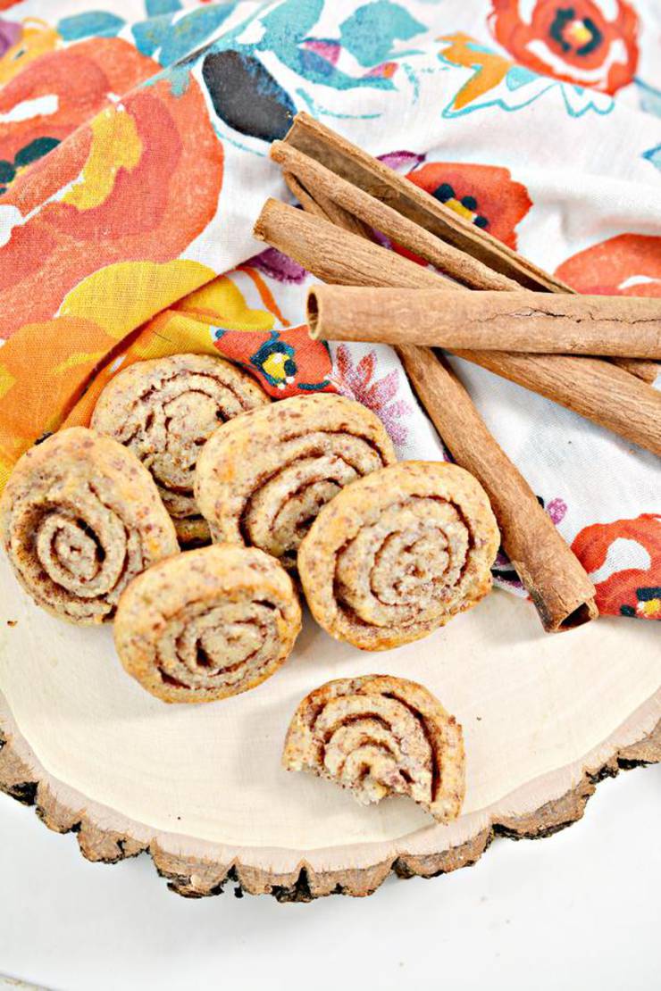 Keto Cinnamon Rolls! BEST Low Carb 2 Bite Cinnamon Rolls Idea – Quick & Easy Ketogenic Diet Recipe – Keto Friendly & Beginner – Breakfast – Desserts – Snacks