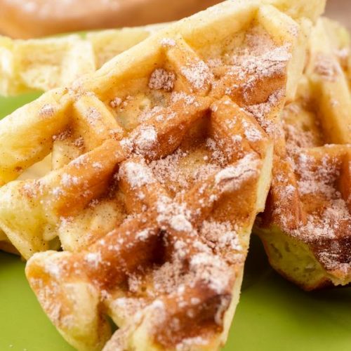 BEST Keto Apple Fritter Waffles! Low Carb Keto Apple Fritter Waffle Idea – Quick & Easy Ketogenic Diet Recipe – Completely Keto Friendly