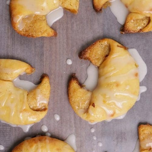 Keto Croissants! BEST Low Carb Keto Cinnamon Roll Crescent Rolls Idea – Quick & Easy Ketogenic Diet Recipe – Beginner Keto Friendly – Gluten Free