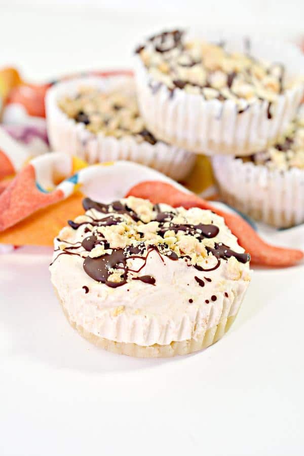 Keto Mini Pies – BEST Low Carb Keto Peanut Butter Mini Pie Bites – Easy – Snacks – Desserts – Gluten Free – Sugar Free