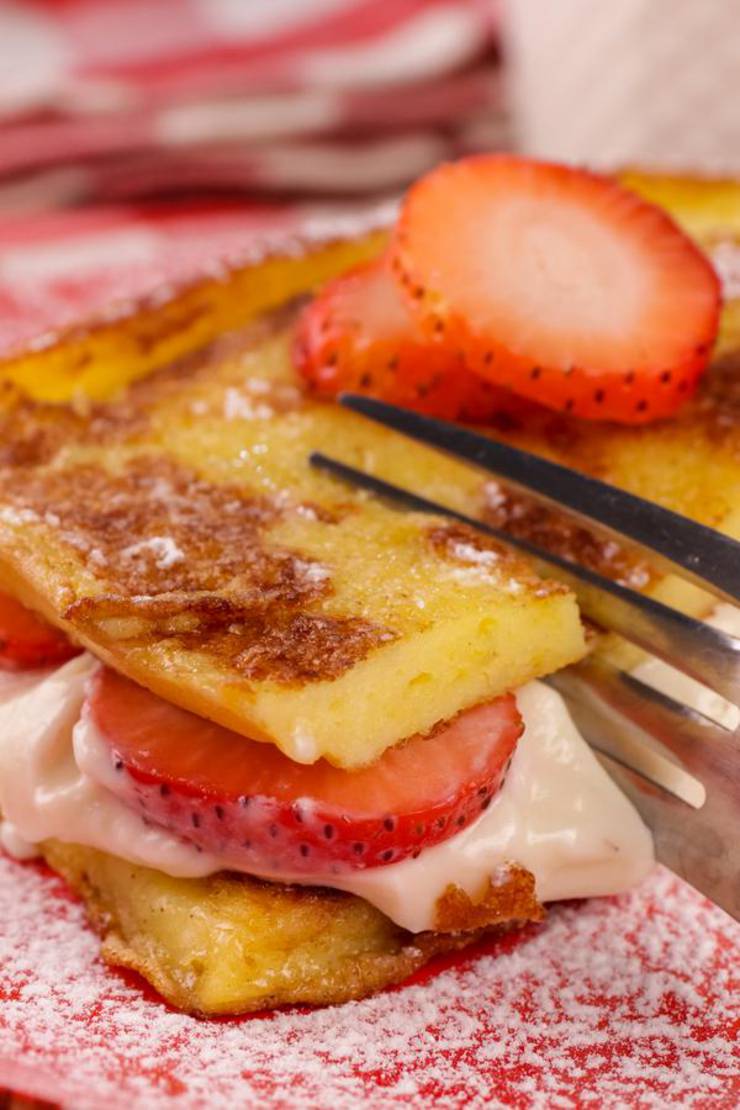 BEST Keto French Toast – Low Carb Keto Strawberry Cheesecake Stuffed French Toast Recipe – 90 Second Microwave Bread For Easy Ketogenic Diet French Toast