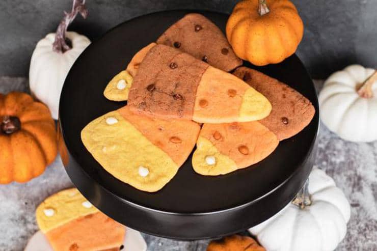 Candy Corn Cookies – BEST Candy Corn Cookie Recipe – {Easy} Sugar Cookies Fall Halloween – Party Food – Desserts – Snacks