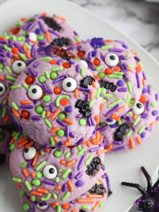 7 HALLOWEEN COOKIES HALLOWEEN PARTY FOOD IDEAS STORY