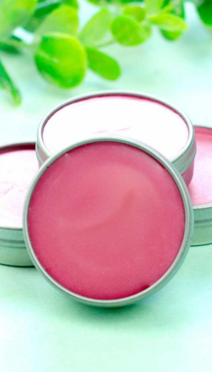 DIY RASPBERRY PUNCH LIP GLOSS - EASY NATURAL TINTED LIP BALM