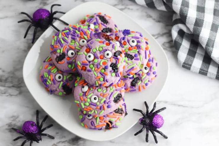 Halloween Monster Cookies – BEST Monster Eye Cookie Recipe – {Easy} Edible Sugar Cookie Monster Eyes – Party Food - Desserts – Snacks