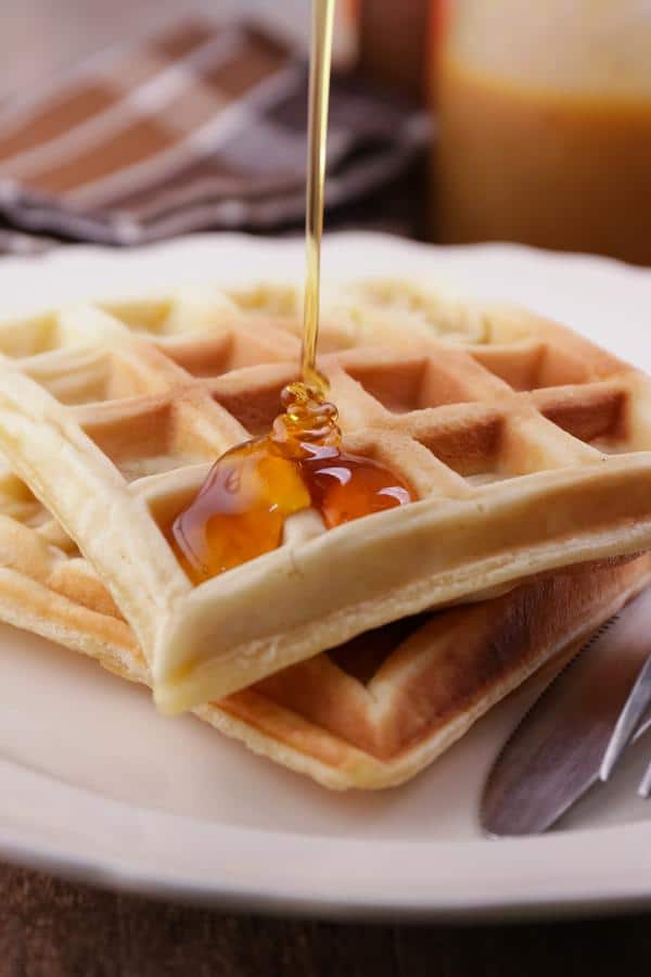 BEST Keto Banana Bread Waffles! Low Carb Keto Banana Bread Waffle Idea β Quick & Easy Ketogenic Diet Recipe β Completely Keto Friendly