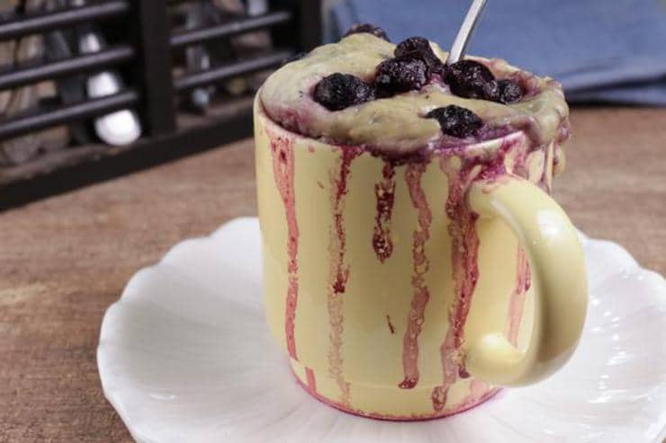 BEST Keto Mug Cakes! Low Carb Microwave Blueberry Muffin In A Mug Idea – Quick & Easy Ketogenic Diet Recipe – Completely Keto Friendly Baking – Gluten Free