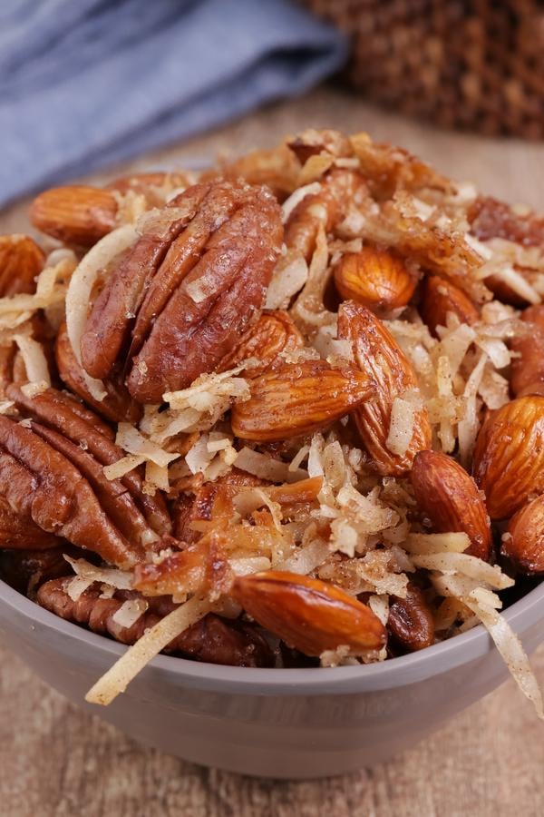 Keto Trail Mix – BEST Low Carb Keto Cinnamon Toast Crunch Trail Mix Recipe – Easy – Snacks – Appetizers – On The Go – Keto Friendly & Beginner