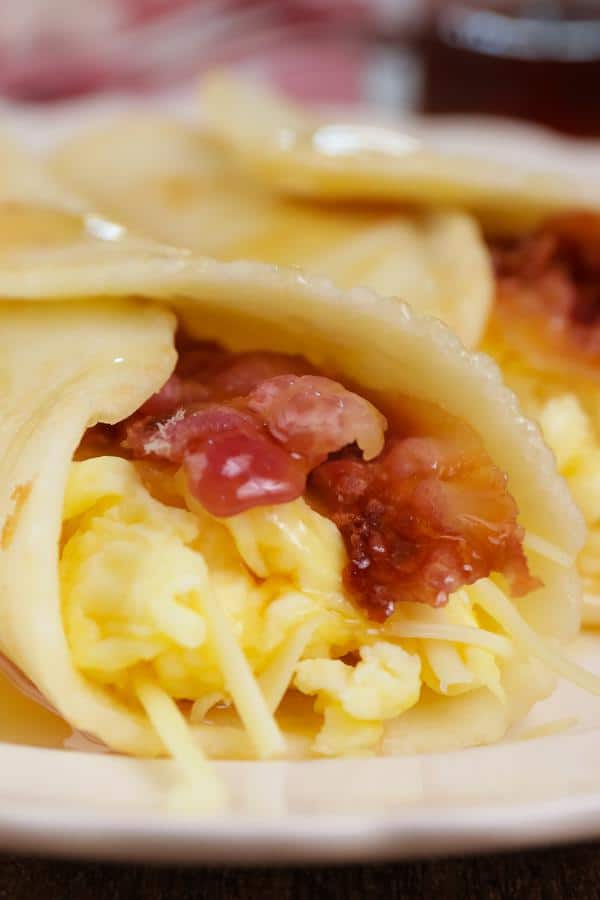 Keto Low Carb Breakfast Burrito Wraps – Ketogenic Diet Recipe Pancake Breakfast Burrito Roll Ups – Completely Keto Friendly & Beginner 