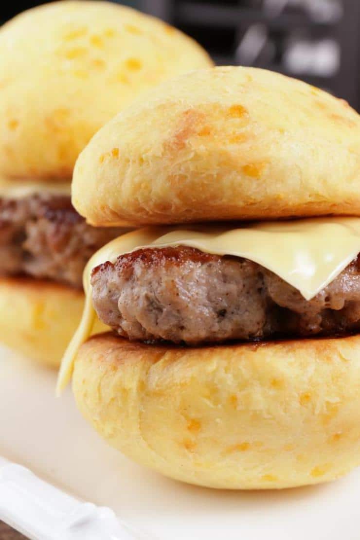 Keto Breakfast Sandwich! BEST Low Carb Keto Sausage And Cheese Biscuits Idea – Quick & Easy Ketogenic Diet Recipe – Beginner Keto Friendly – Gluten Free