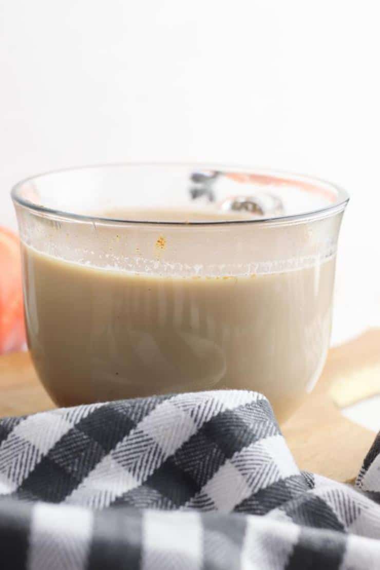 Homemade Pumpkin Spice Latte - Easy DIY Copycat Starbucks Pumpkin Spice Latte - PSL Coffee Drink