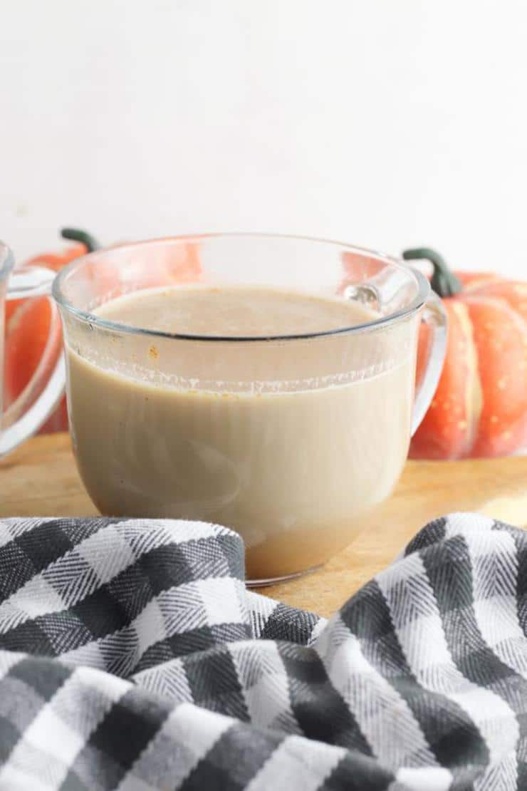 Homemade Pumpkin Spice Latte - Easy DIY Copycat Starbucks Pumpkin Spice Latte - PSL Coffee Drink