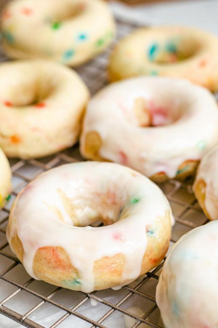 Gluten Free Donuts – BEST Gluten Free Funfetti Donuts – Easy Cake Mix Recipe – Snacks – Desserts