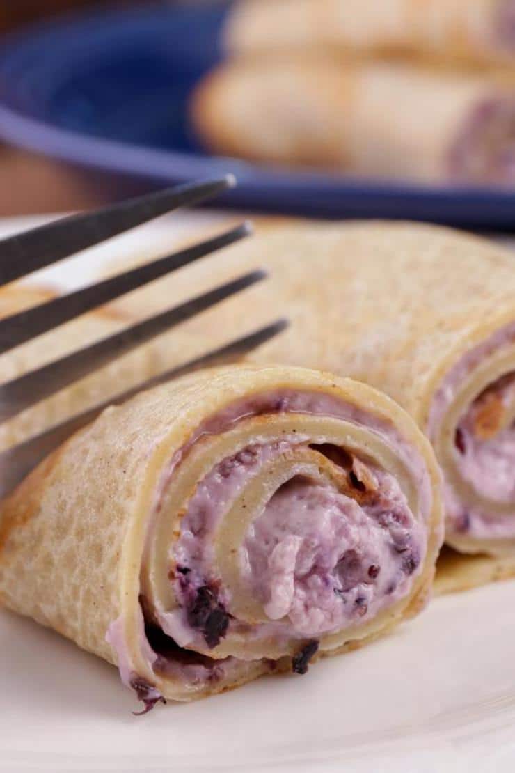 BEST Keto Blueberry Cheesecake Roll Ups – Low Carb Keto French Toast Blueberry Cheesecake Recipe – Quick and Easy Ketogenic Diet Idea