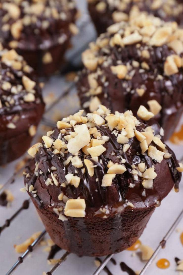 Keto Muffins – Super Yummy Gluten Free Low Carb Snickers Muffin Recipe – Ketogenic Diet – Desserts – Snacks