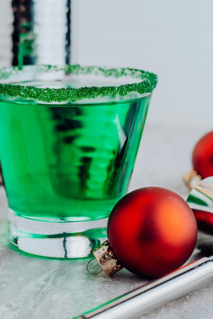 Alcoholic Drinks – BEST Grinch Margarita Recipe – Easy and Simple Christmas On The Rocks Alcohol Drinks