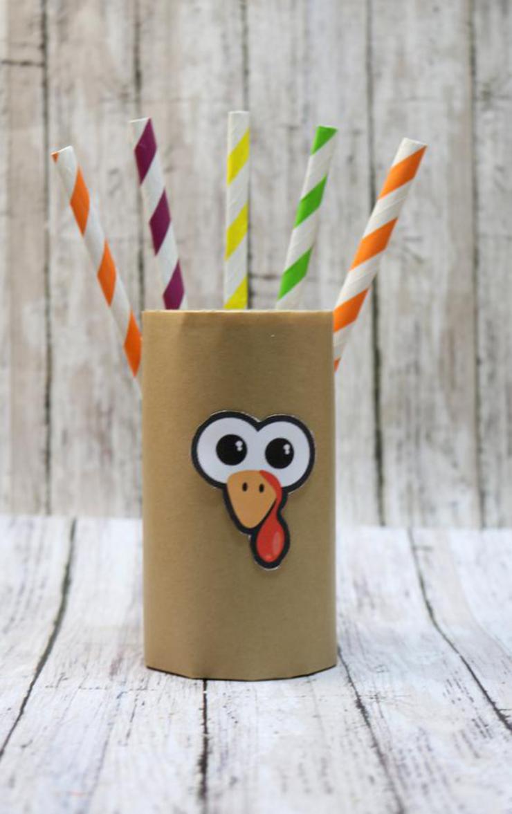 Turkey Crafts – BEST Soda Can Turkey Crafts – {Easy} Thanksgiving Kids Craft Idea