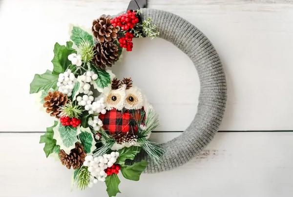 Diy Upcycled Sweater Wreath