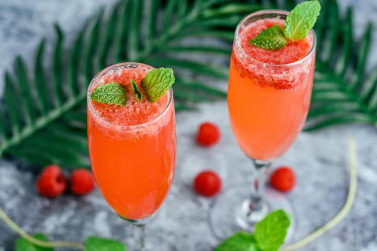 Alcohol Drinks Raspberry Champagne Punch Bellini