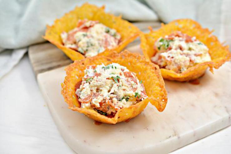 Keto Pepperoni Pizza Cheese Cups