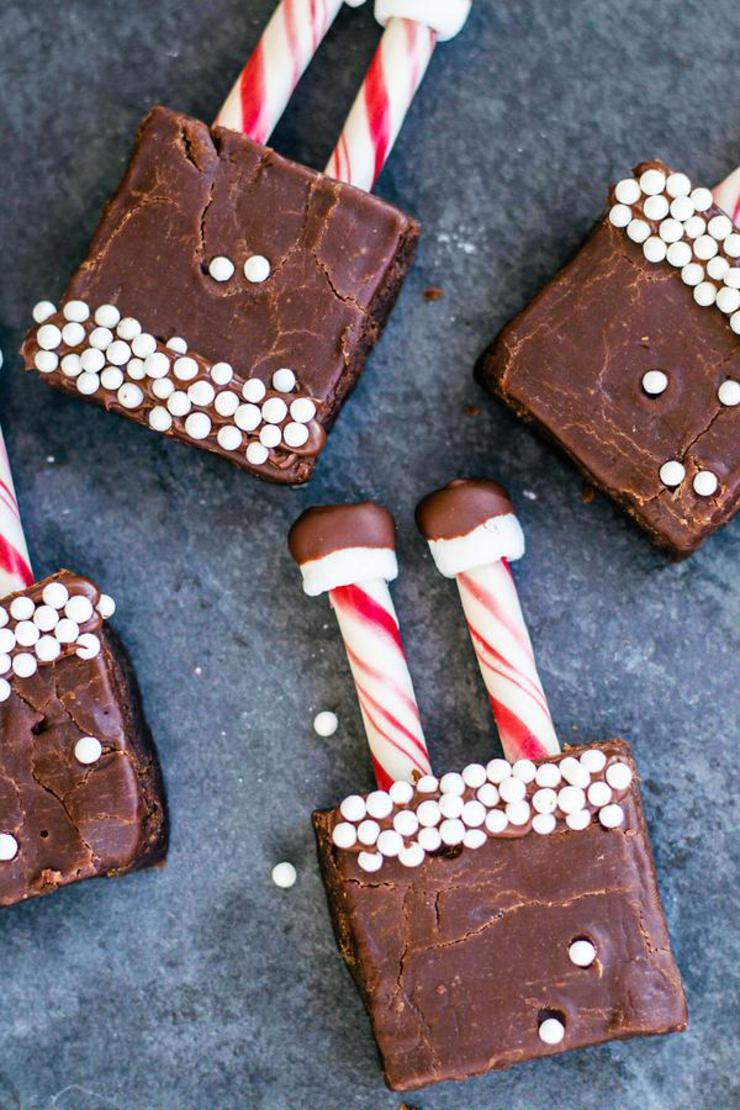 Santa Brownies – BEST Christmas Santa Brownies No Bake – {Easy} Holiday Brownies – Party Food – Desserts – Snacks
