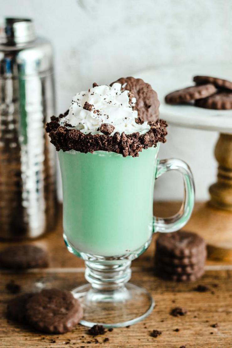 Alcoholic Drinks – BEST Thin Mint Cookie Cocktail Recipe – Easy and Simple Alcohol Drinks