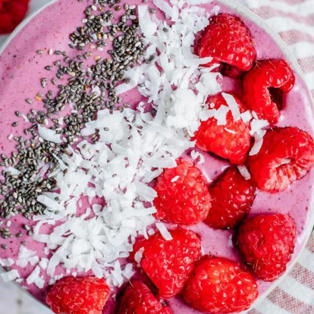 Smoothie Bowl – Best Homemade Berry Smoothie Bowl Recipe – {Easy ...