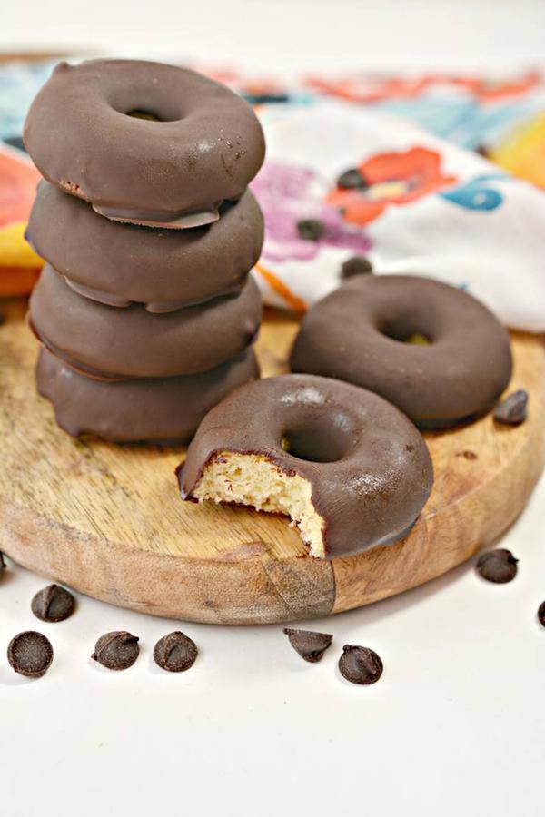 Keto Mini Chocolate Donuts
