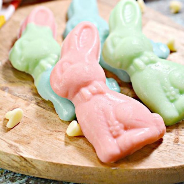 Easy Keto White Chocolate Easter Bunnies Best Low Carb Easter Candy Recipe