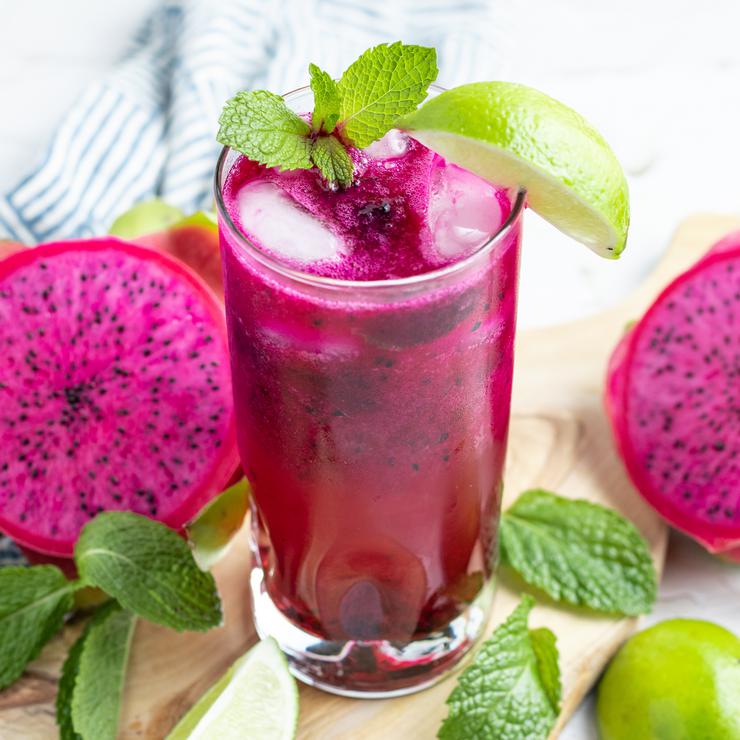 Alcohol Drinks Dragonberry Mojito