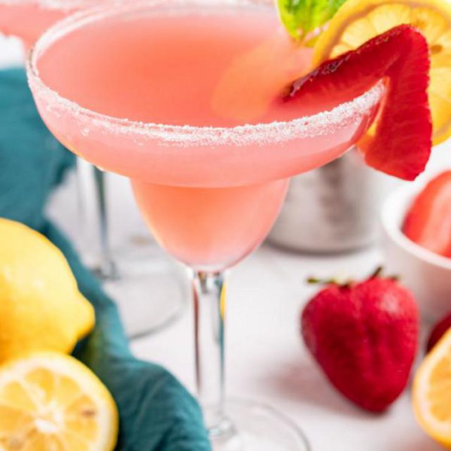 Alcoholic Drinks – BEST Pink Lemonade Margarita Cocktail Recipe – Easy ...