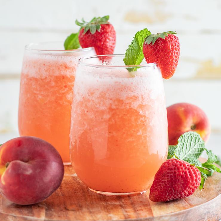 Alcohol Drinks Strawberry Peach Wine Slushie