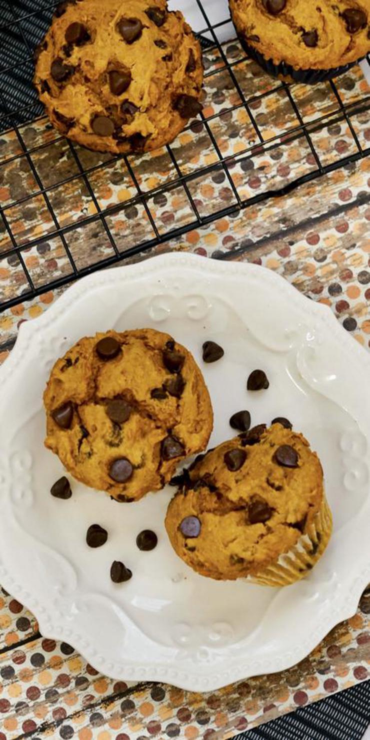 3-ingredient-chocolate-chip-pumpkin-muffins-1.jpg