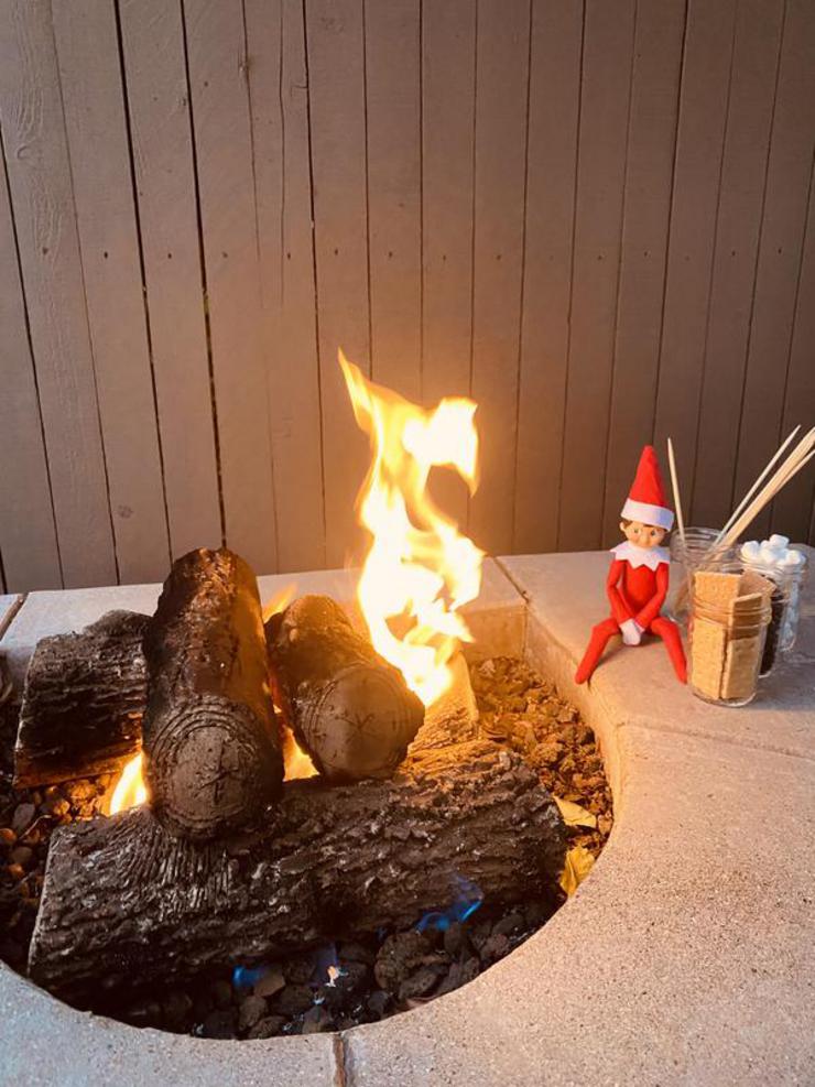 BEST Elf On The Shelf S'mores - Ideas For Kids That Are Easy – Food Ideas – Funny – Awesome – Creative – Arrival Ideas Too!