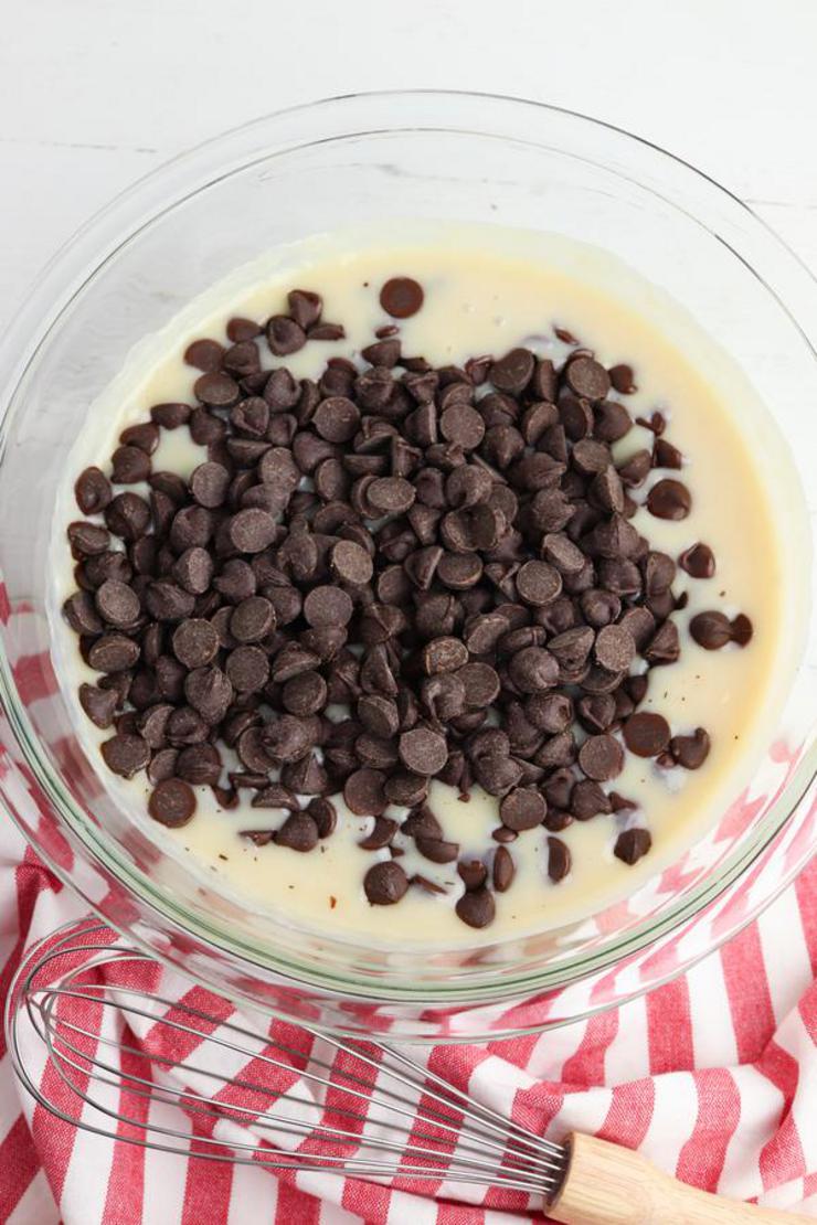 Microwave Chocolate Peppermint Fudge