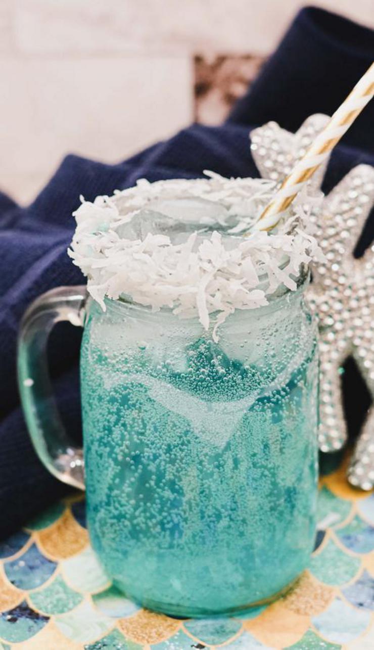 Alcoholic Drinks – BEST Jack Frost Cocktail Recipe – Easy and Simple On The Rocks Alcohol Drinks